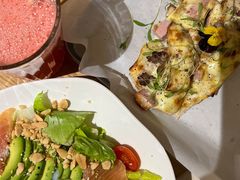 牛油果三文鱼沙拉-HELLO 27 意面·沙拉·帕尼尼