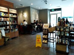 大堂-星巴克(深圳欢乐颂店)
