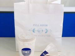 肉桂卷-FULL MOON满月咖啡