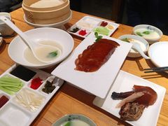 酥香嫩烤鸭-四季民福烤鸭店(前门廊房二条店)