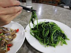 -四川小胡子海鲜(丁村万人海鲜广场店)