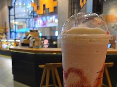 -星巴克(广州东方文德店)