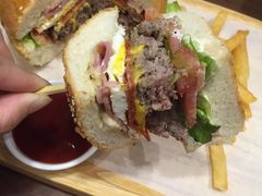 祖母超级至尊汉堡-G+KITCHEN(龙湖狮山天街店)