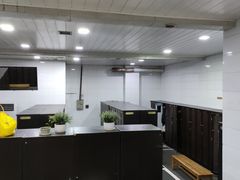 -英派斯健身俱乐部(香港东路店)