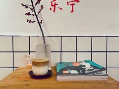 -白胡子咖啡(丽都园店)