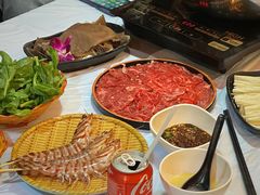 -鲜入围煮花胶鸡海鲜火锅