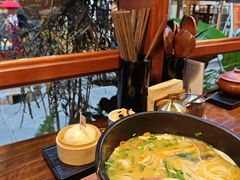 -银米·云南传统过桥米线(双廊黑金冠店)