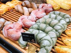 -焙丽拾光(麦凯乐直营店)