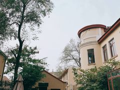 -荒岛书店(黄县路店)
