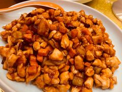 -李家猪蹄融合菜馆(河松街店)