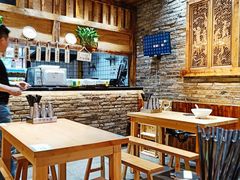 大堂-弄堂咪道-饭香·面香·馄饨香(兴梅店)