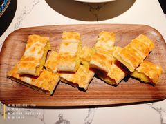 大黄黏米饼-奉天小馆·非遗东北菜(济南万象城店)
