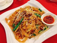 干炒牛河-鼎珑点心仔(燕塘店)