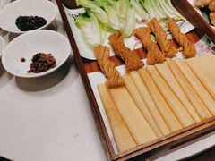 -湖畔鲁菜·二十年老字号餐厅(大明湖店)