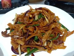 干炒牛河-稻香酒家·34年老字号·港式粤菜(汉街店)