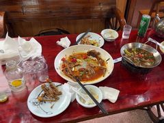-芦茨金富饭庄·25年老字号·专做稻草鸡