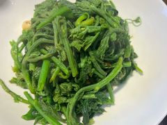 -黄泥岗·地道湖北菜(奥特莱斯店)