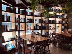 -酤居湖景音乐餐吧(安宁店)