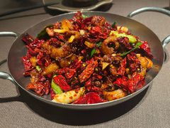 宫爆松板肉-山石榴·贵州菜(陆家嘴中心店)