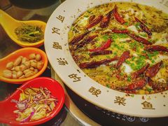 鲈鱼酸菜鱼-川里谈·川味小馆(北京路店)