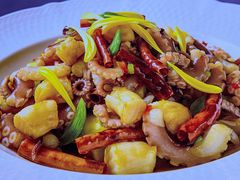 -品海楼·大连海胆锅贴馆(东港店)