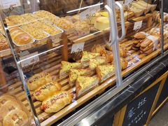 -皇冠幸福里动物奶油生日蛋糕(常青中路店)