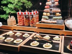 -雍容荟帝王蟹活龙虾展台自助(IFS黑金店)