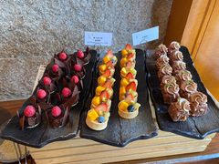 -杭州西子湖四季酒店-WL BISTRO西湖餐厅(灵隐路店)