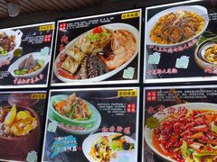 -品味居·首店·大连鲜活海鲜大连菜(东港店)