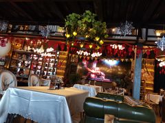 -酤居湖景音乐餐吧(安宁店)
