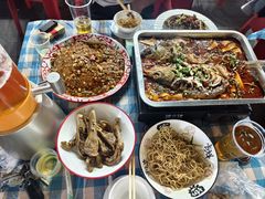 -老街烧烤大排档·地道湖北菜·龙虾馆(汉口火车站店)