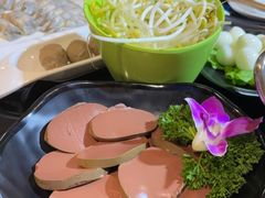 -唯爱KTV聚会餐厅(仙林东城汇店)