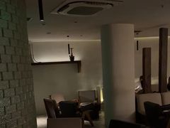 -Hideout Hookah Lounge·隐觅地