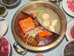 -小天鹅火锅·一线江景洪鼎旗舰店(洪崖洞店)