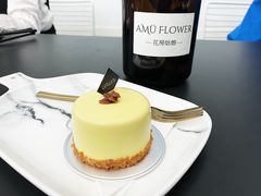 -UNI UNI(环亚凯瑟琳店)