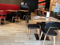大堂-必胜客(新中纬店)