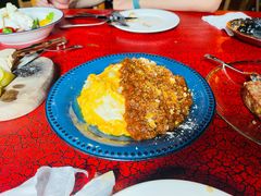 红烩牛肉蛋包饭-羽深肉铺 Steak & Wine