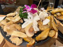 -一朵菌·野生菌探索家火锅(南亚店)