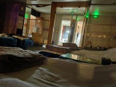 -依云沐浴·spa·餐饮