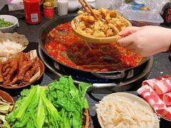 -四小区火锅·巷子里的重庆火锅(花照壁店)
