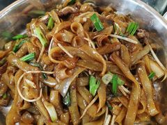 干炒牛河-牛一煲美食(江高店)