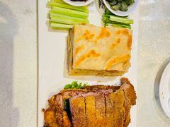 京味香酥肘-大碗居·烤鸭·鱼头泡饼(天坛东门店)