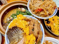 -九道菜有鸡鱼头(石鼓路店)