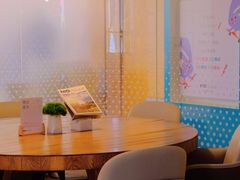 -蔚来中心(北京中关村店)