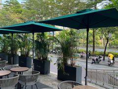 -星巴克臻选(深圳龙华红山天虹店)