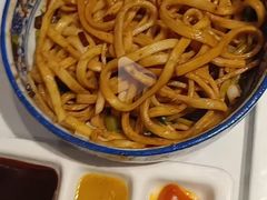 炸酱面（小碗）-北平楼·烤鸭·北京菜(牡丹园店)