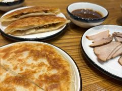 -李连贵酒家熏肉大饼(昆明街店)
