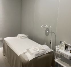 -苑苑vbeauty科技美容SPA