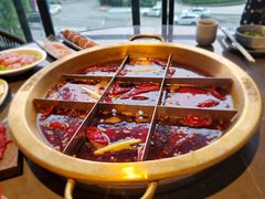 -长嘉·河图火锅(长嘉汇江景旗舰店)