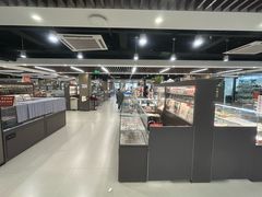 -云洲古玩城(大木桥路店)